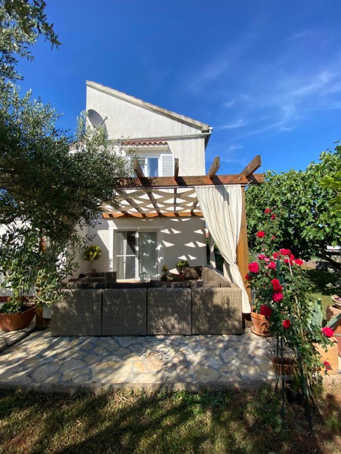 Beautiful Island House Ugljan Apartman Kültér fotó